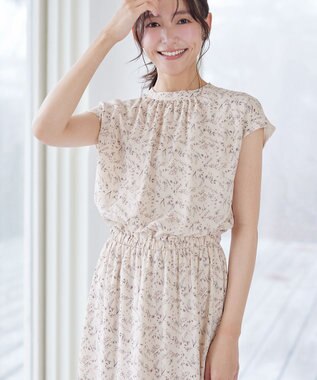Tiaclasse 【新色追加】花柄フレンチスリーブワンピース アイボリー