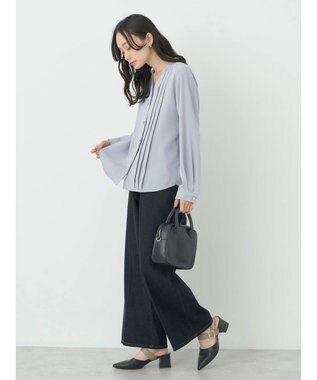 earth music&ecology タックブラウス Grayish Blue