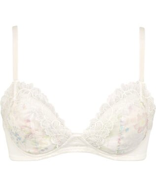 Wing 【マッチミーブラ】　ノンワイヤー　ブラがわたしに合わせてくれる　しめつけない快適な着用感　ウイング／ワコール　KB2070 アイボリー