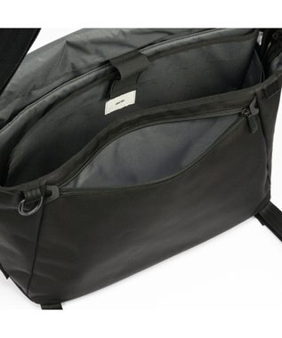 ACE BAGS & LUGGAGE 【スポーツ観戦】 ace. エブスタ ショルダーバッグ A4/14インチPC収納 メッセンジャー 20081 エース ブラック