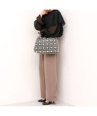 UNBILLION カシュカシュ cachecache / WEB限定刺繍2本手トートバッグ ブラックドット