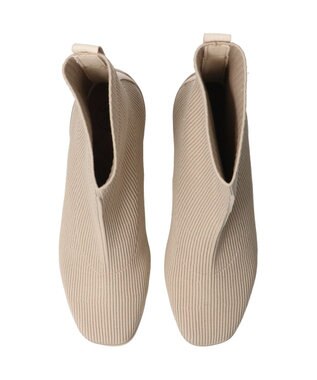 INTER-CHAUSSURES 【BUSSOLA】ニットショートブーツ ベージュ雑材