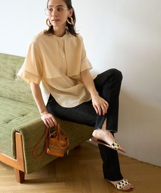 UNFILO シアーサテン ヨークブラウス バターイエロー