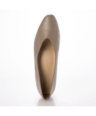 ing <ing>Vカットフラットパンプス オーク