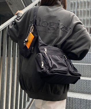 WEGO ポーチ付きナイロンショルダーバッグ ブラック