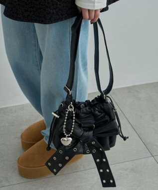 WEGO チャーム付きハトメリボンショルダー ブラック