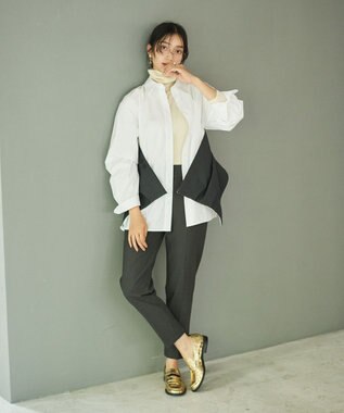 #Newans ビスチェレイヤーシャツ ホワイト×チャコール