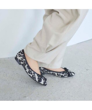 MODE ET JACOMO <carino>ポインテッドトゥバレエシューズ グレーコンビ