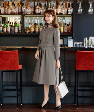 Tiaclasse 【GOLD LABEL・洗える】パールボタン付きポンチワンピース モカ