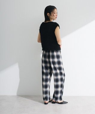 Green Parks ・ｓｗｉｎｇ　ｂｙ　チュールヤーンプルオーバー Black