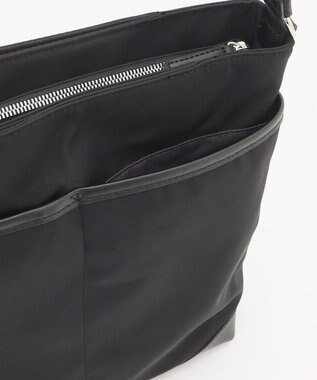 Y'SACCS アシメファスナーポケットショルダー ブラック