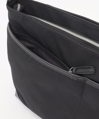 Y'SACCS アシメファスナーポケットショルダー ブラック