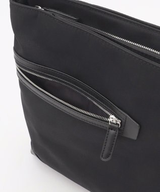 Y'SACCS アシメファスナーポケットショルダー ブラック