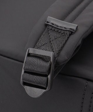 自由区 【軽量・撥水】ファンクショナルポケット リュック ブラック