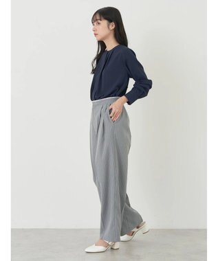 earth music&ecology ピンストライプストレートパンツ Stripe Light Gray