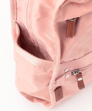 Y'SACCS 撥水ナイロンテープデザインスクエアバックパック ピンクベージュ