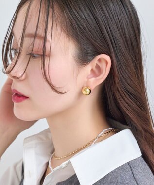 Phoebe メタルボールバックキャッチピアス　パール ホワイト
