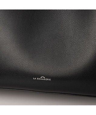 LA BAGAGERIE シンプルショルダーバッグ ブラック