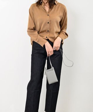 Atelier nuu 本革 スマホショルダー グレー