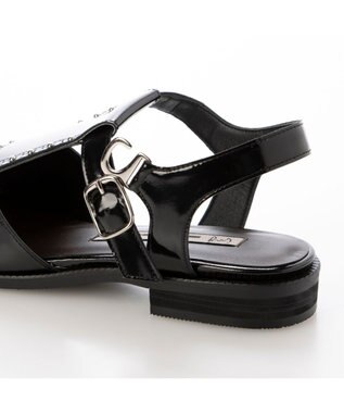 ing <ing>スタッズ付きキルトタッセルサンダル ブラック