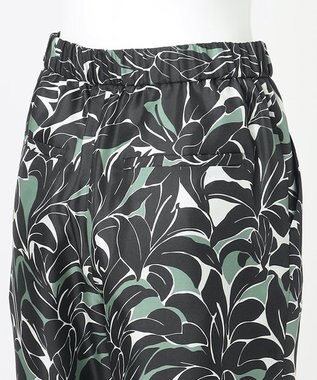 23区 【R(アール)】Ratti リーフプリント パンツ ブラック系