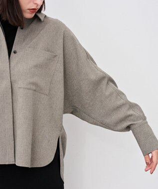 uncrave ウォッシャブルウールライクツイル ドルマンシャツ シャンブレーチャコール