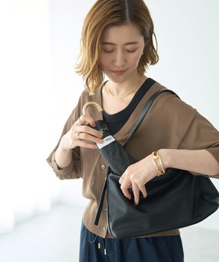 YECCA VECCA 【晴雨兼用】Wpc.遮光フラワードローイングミニ日傘 Black