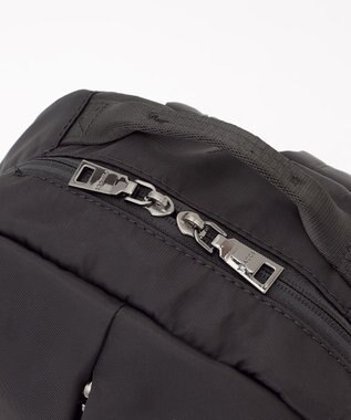 Y'SACCS 【Y’SACCS vous et】フロントファスナーデイパック ブラック