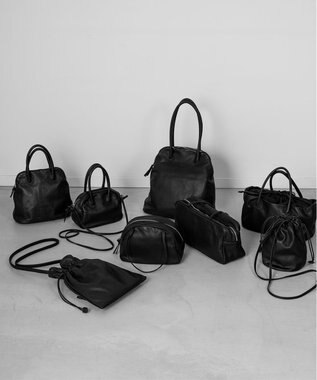 FOLNA RD ソフトレザー巾着ショルダーバッグ ブラック