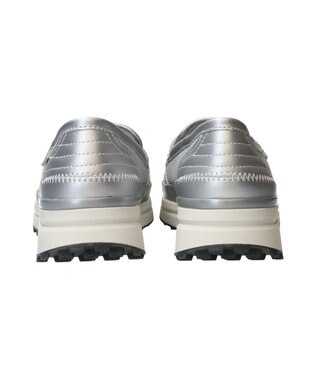 INTER-CHAUSSURES ＜衝撃軽減・抗菌防臭＞【BUSSOLA】撥水ローファースニーカー シルバー雑材