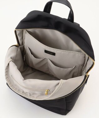 自由区 【軽量・撥水】ファンクショナルポケット リュック ブラック