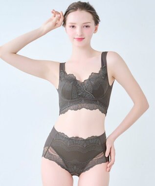 BRADELIS New York 【BRADELIS Me / ノンワイヤー・バストアップ】レーシィオールインワンブラ 日中も就寝時も快適に補正するブラ カーキグレー