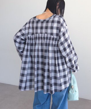 Green Parks 【しゃれシャツ】イージーケアＶネックチェックブラウス Black