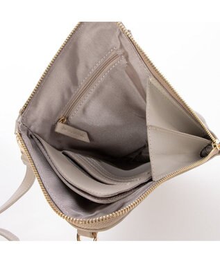 LA BAGAGERIE シープレザー　キルティングスマホショルダー グレージュ