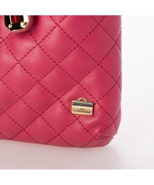 LA BAGAGERIE シープレザー　キルティングスマホショルダー ピンク