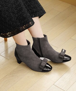 TOCCA NOBLE RIBBON SHORT STRECHBOOTS ブーツ ライトグレー系