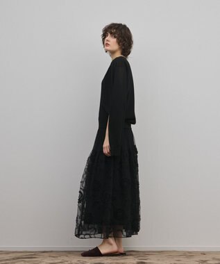 GRACE CONTINENTAL 刺繍チュールスカート ブラック