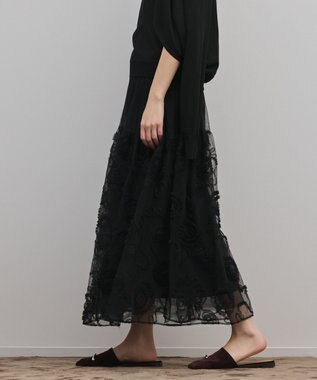 GRACE CONTINENTAL 刺繍チュールスカート ブラック
