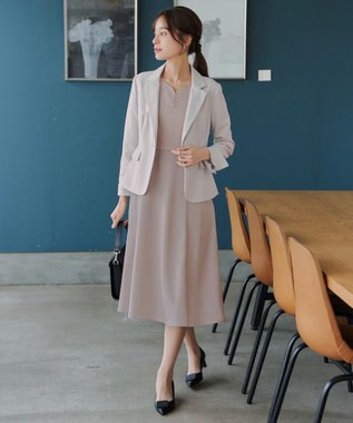 Tiaclasse 【セレモニー・XSサイズ追加・新色追加】ハートネックくるみ釦ワンピース グレージュ