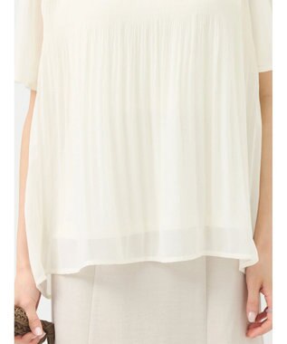 earth music&ecology マジョリカプリーツ半袖ブラウス Ivory