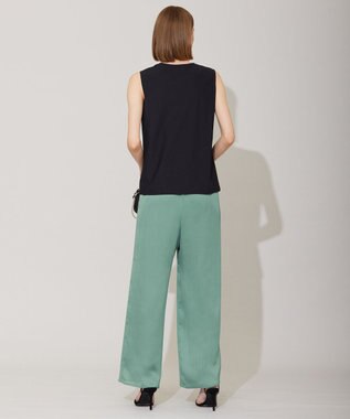 ICB 【接触冷感・洗える】サテンヨウリュウ ワイドストレートパンツ セラドン系