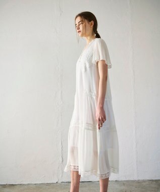 GRACE CONTINENTAL レースコンビカフタンワンピース キナリ