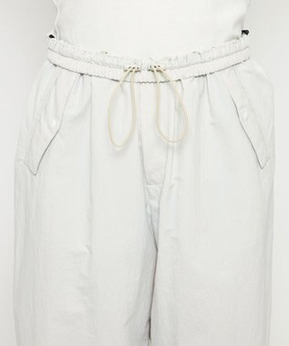 uncrave ライトプルーフナイロン パラシュートパンツ グレージュ