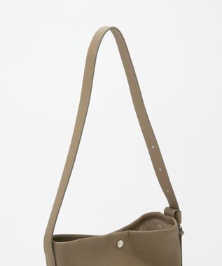 TOPKAPI 【Breath TOPKAPI】ELAN エラン シュリンクレザー ワンショルダーバッグ グレージュ