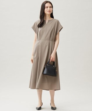 自由区 L 【17号サイズまで展開】ウーステッドライク ワンピース モカ