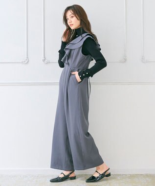 Feroux フリルデザイン サロペット パンツ ライトグレー系