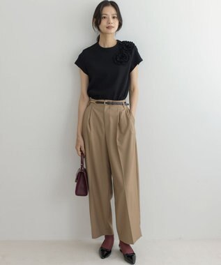 組曲 L テレココサージュ Tシャツ ブラック系