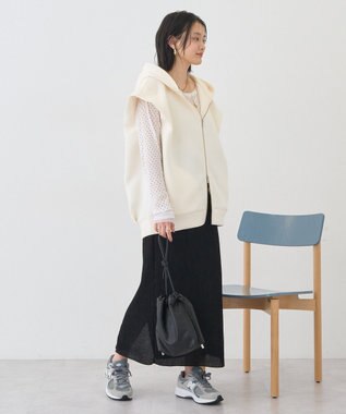 AMERICAN HOLIC ポンチZIPフーディーベスト Ivory