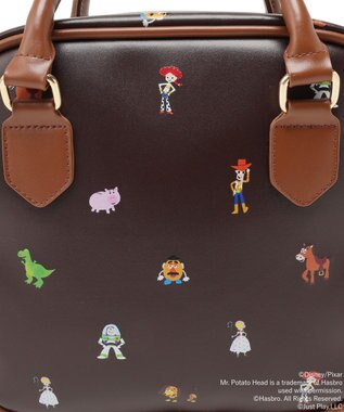 earth music&ecology 【予約】【WEB・一部店舗限定】キャラクターモノグラムバッグ/TOY STORY ブラウン