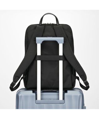 ACE BAGS & LUGGAGE W&.Day/Night リッカ2 スクエアリュック B4サイズ 15.6インチPC収納 19153 ダブルアンドデイナイト ブラック